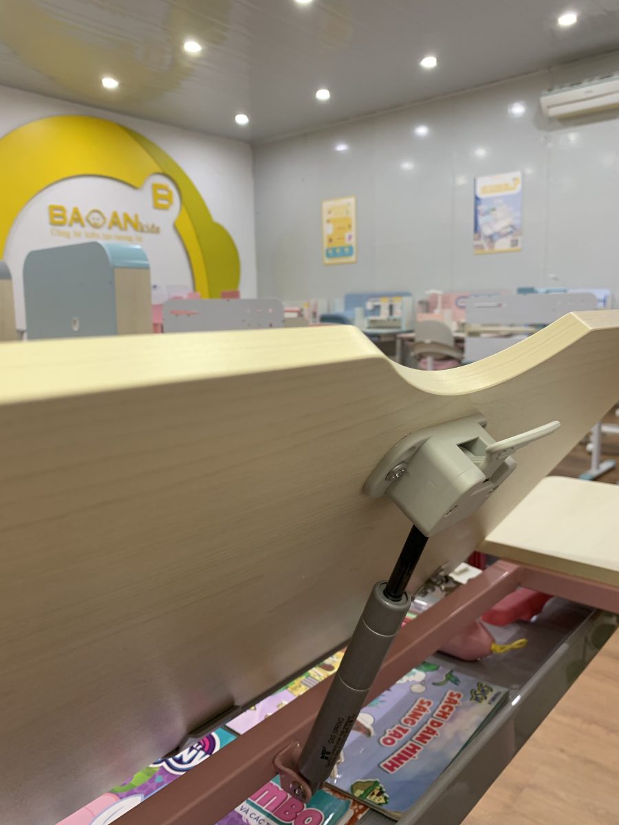 bàn học thông minh 1m