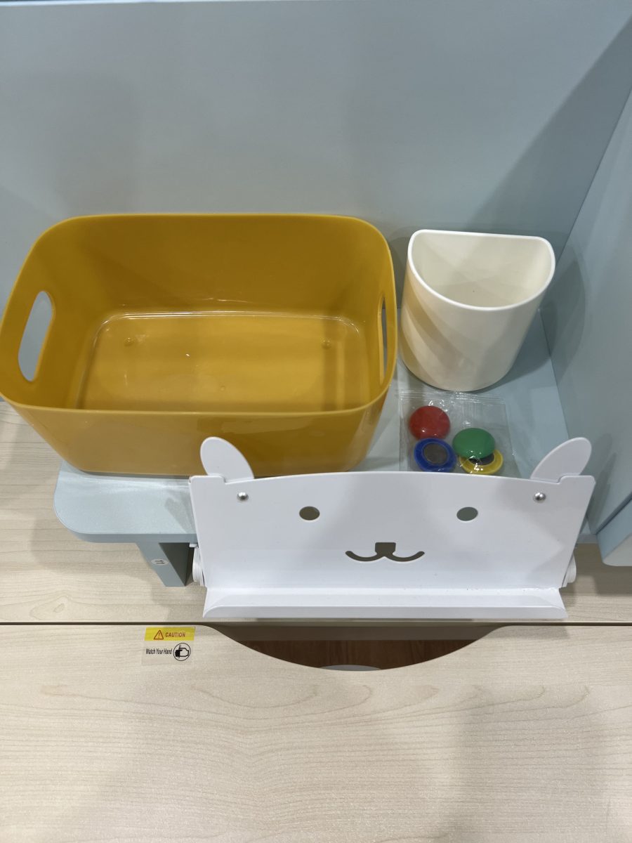 bàn học cho bé Dài 1m2 Mua Bộ bàn ghế chống gù cho bé tặng quà hấp dẫn